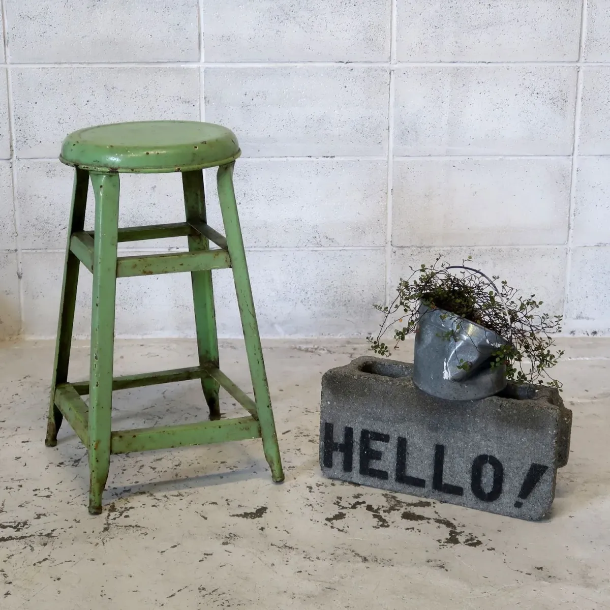 ビンテージ メタルスツール