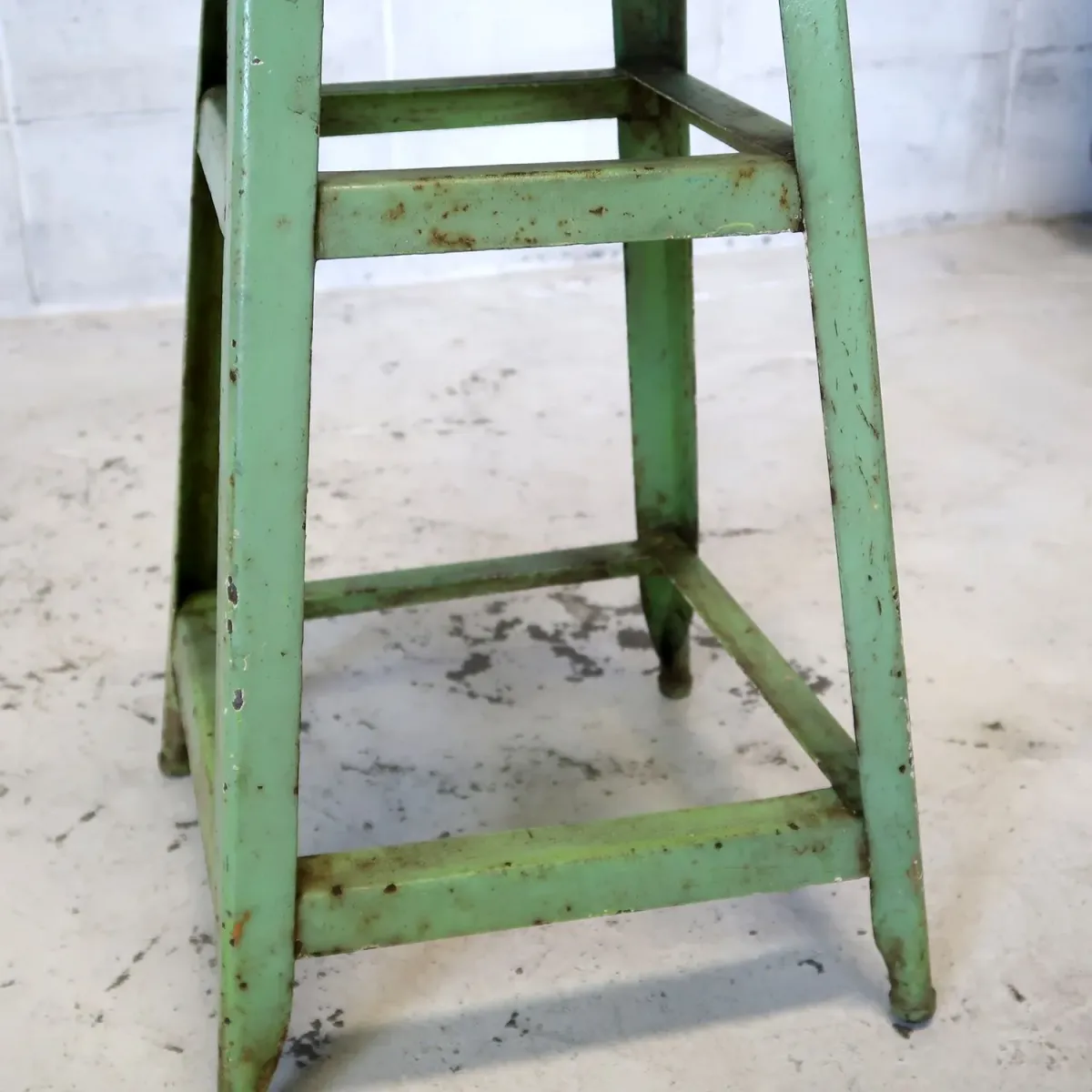 ビンテージ メタルスツール