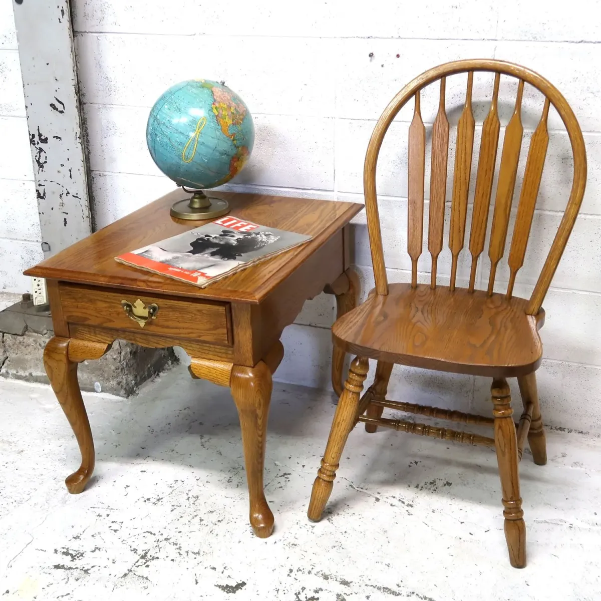 Broyhill アンティーク サイドテーブル