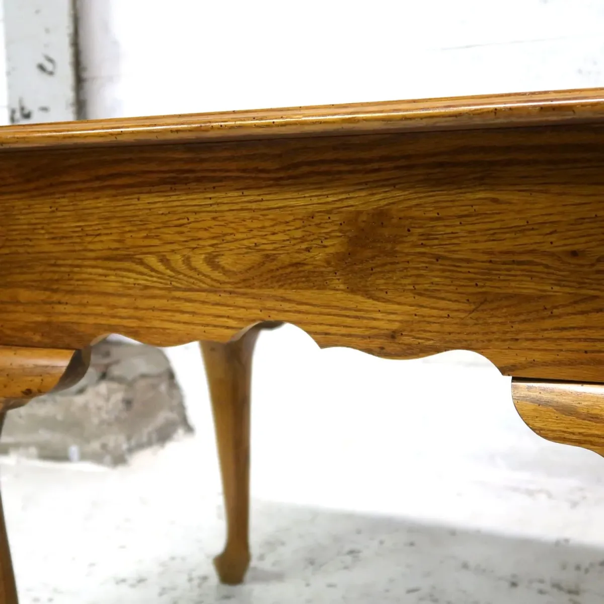 Broyhill アンティーク サイドテーブル