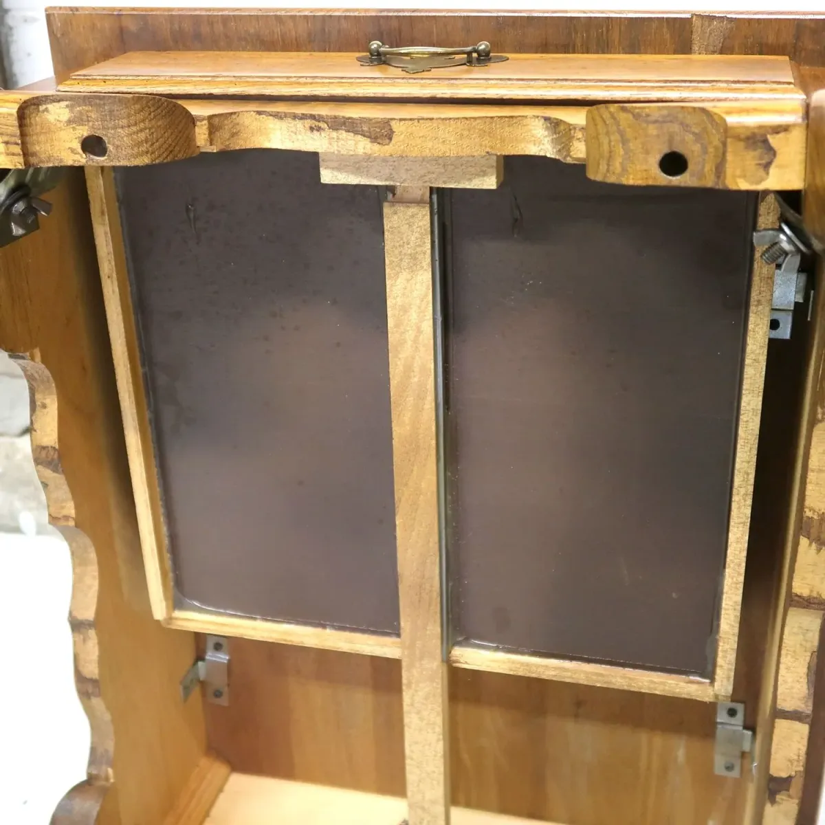 Broyhill アンティーク サイドテーブル