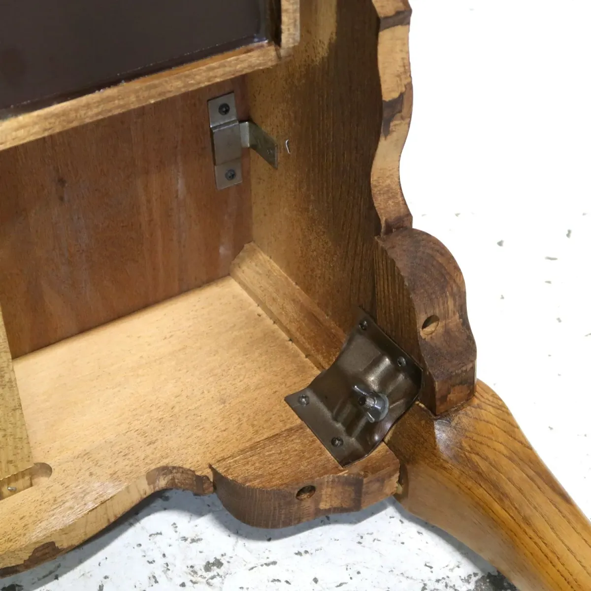 Broyhill アンティーク サイドテーブル