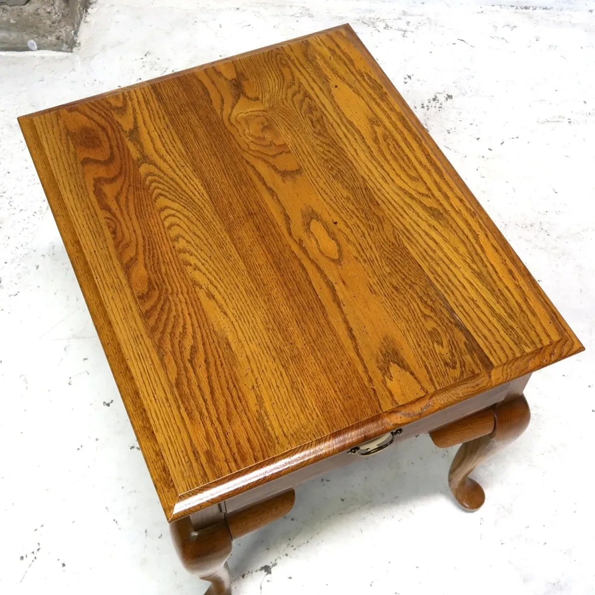 Broyhill アンティーク サイドテーブル