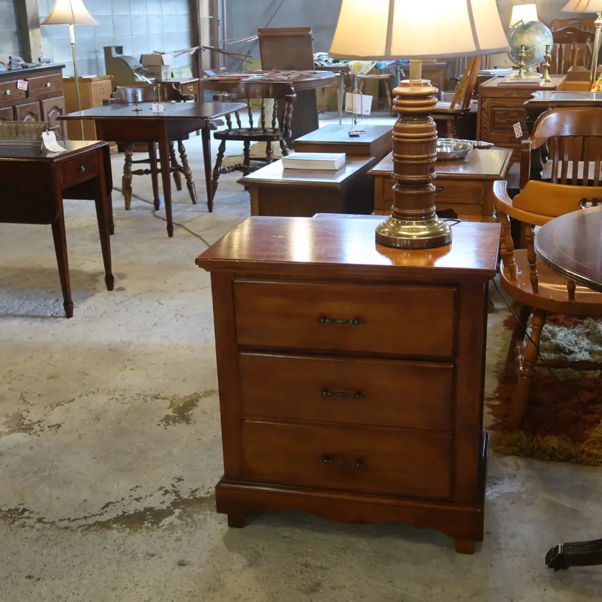 アンティーク ウッドキャビネット