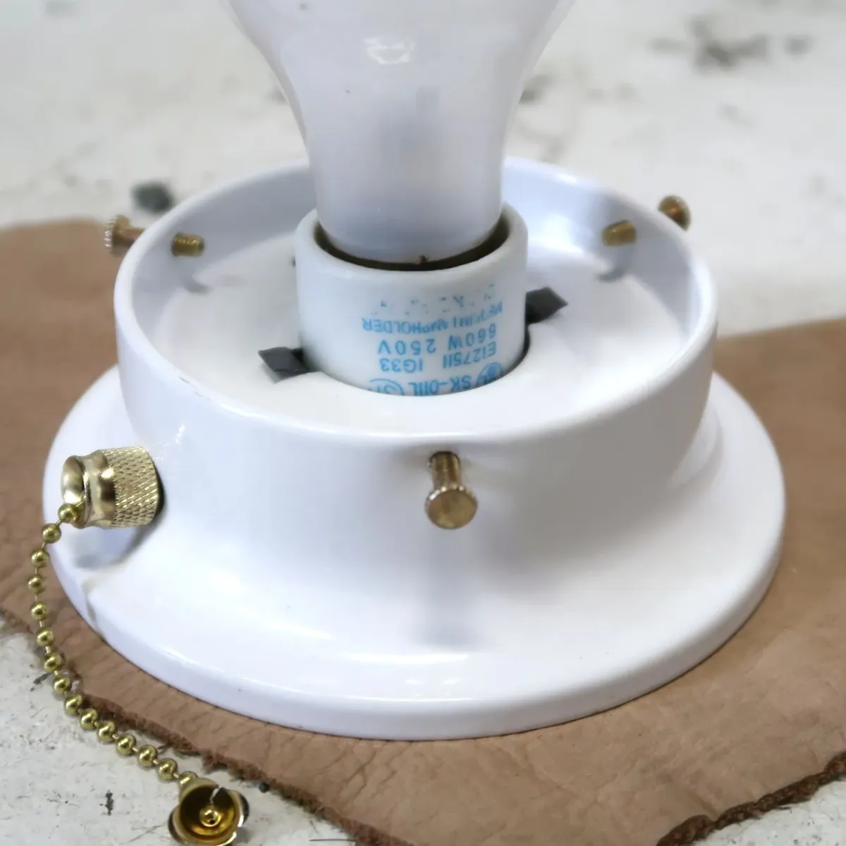 ミルクガラスシェード ブラケットランプ