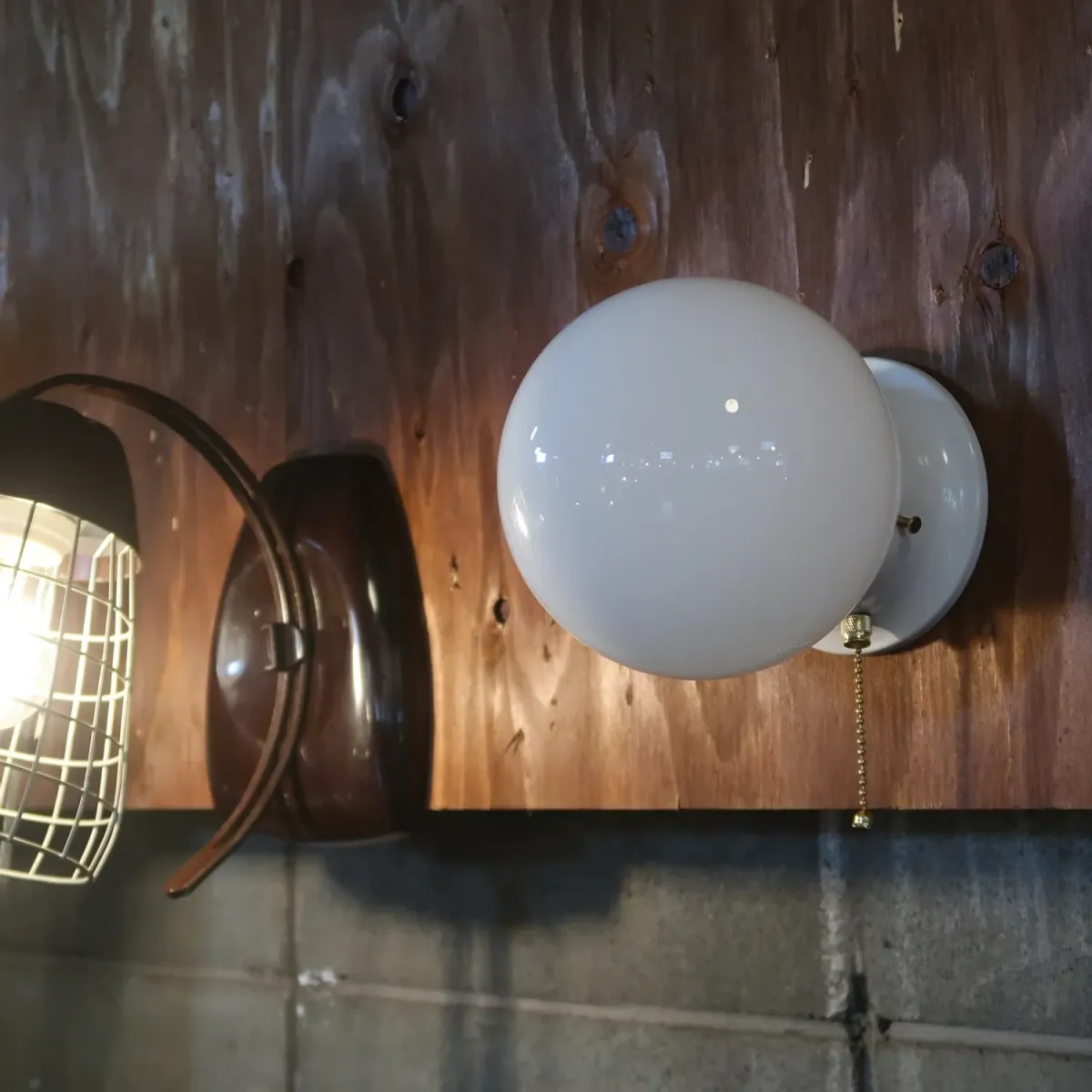 ミルクガラスシェード ブラケットランプ