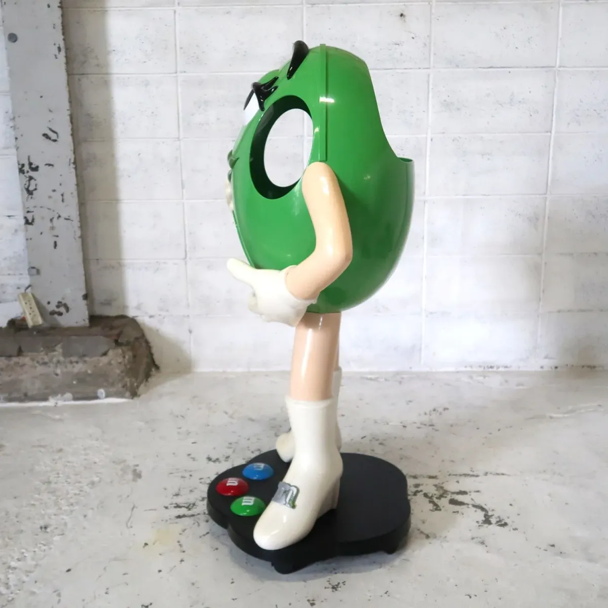 M&M's グリーン 大型 ストアディスプレイ