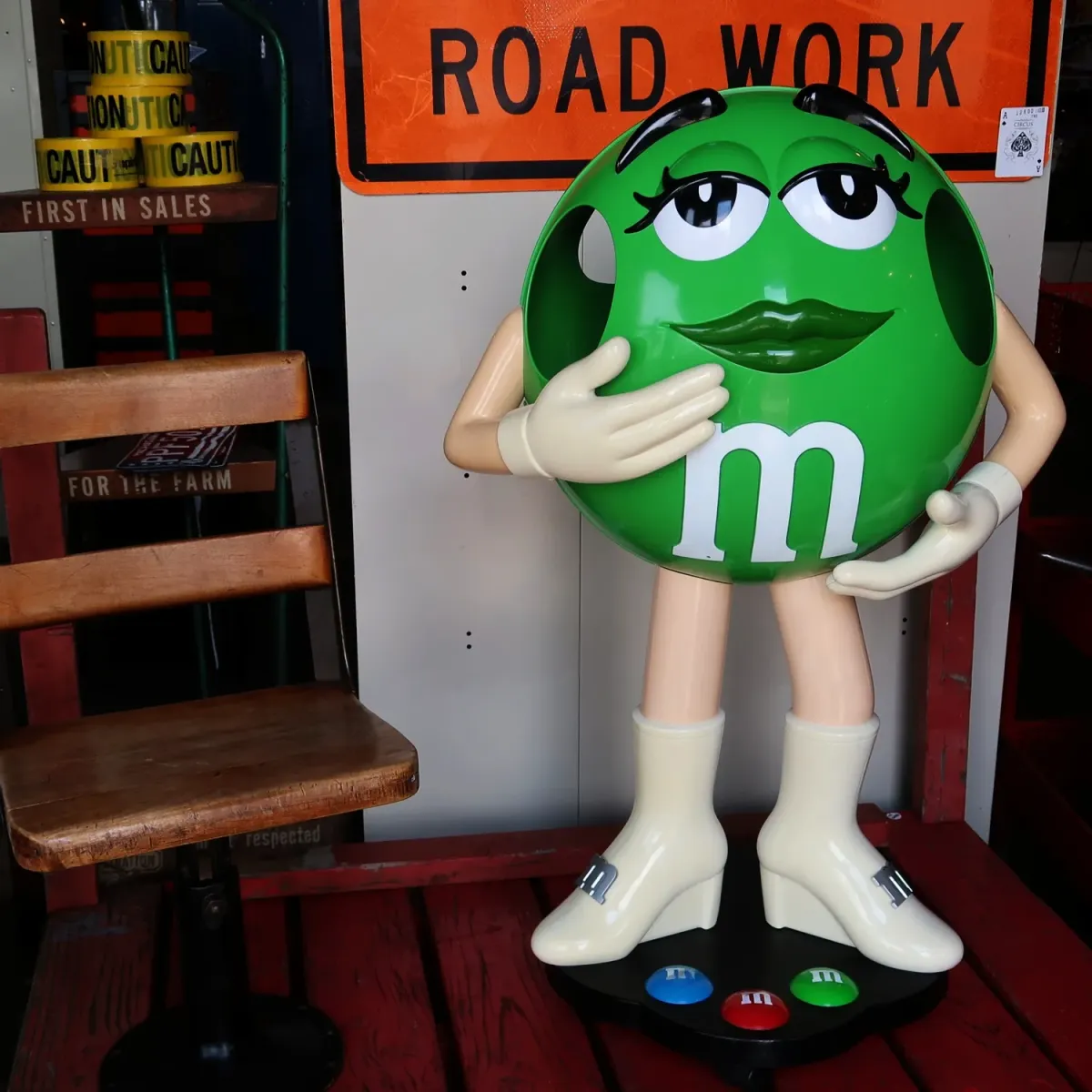 M&M's グリーン 大型 ストアディスプレイ