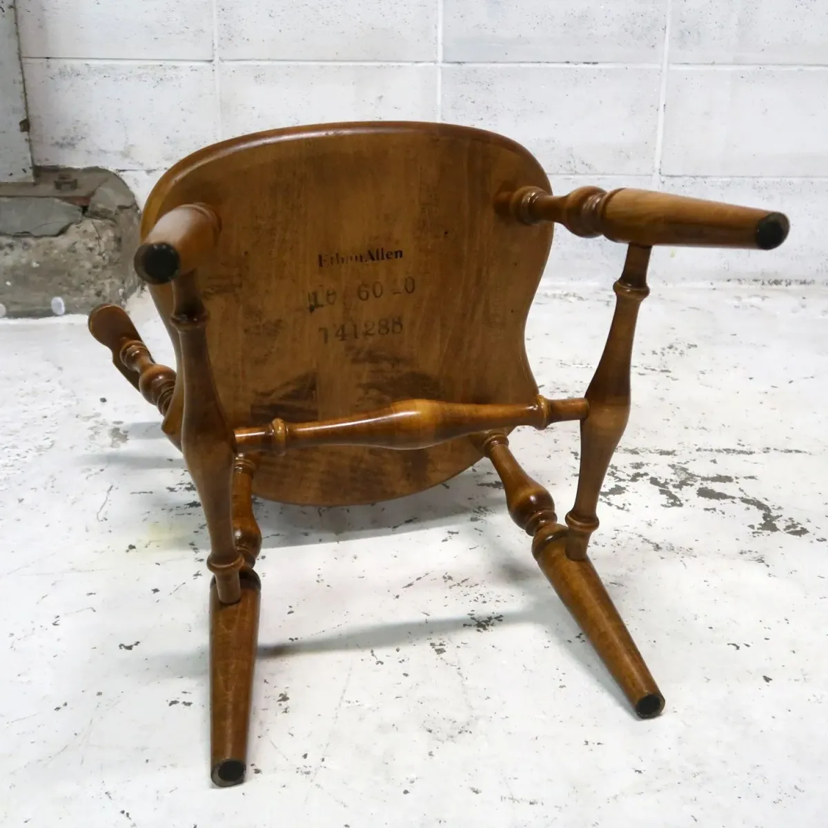 Ethan Allen アンティーク ウッド キャプテンチェア