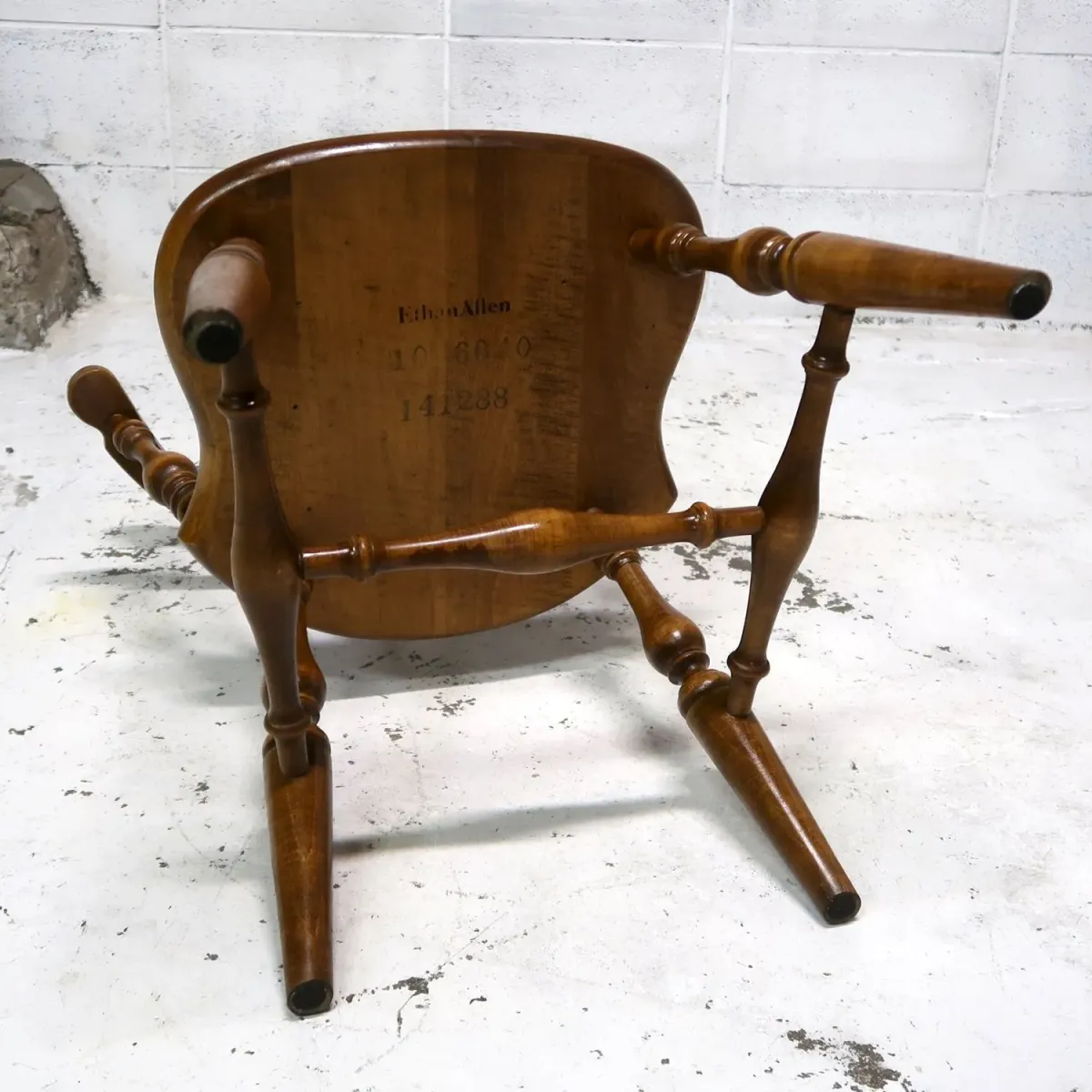 Ethan Allen アンティーク ウッド キャプテンチェア