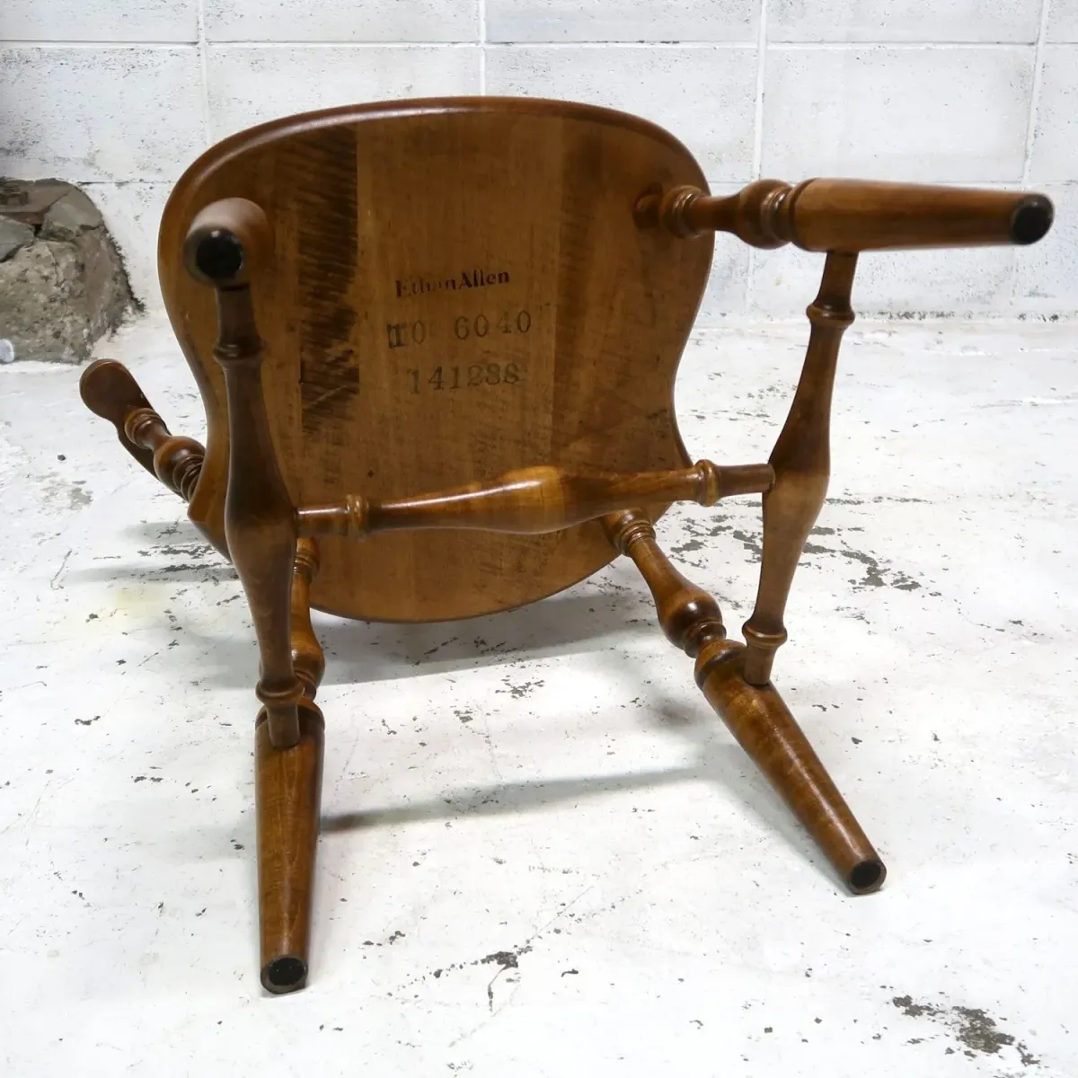 Ethan Allen アンティーク ウッド キャプテンチェア