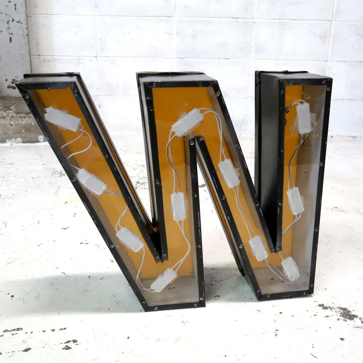 ビンテージ レターサイン W