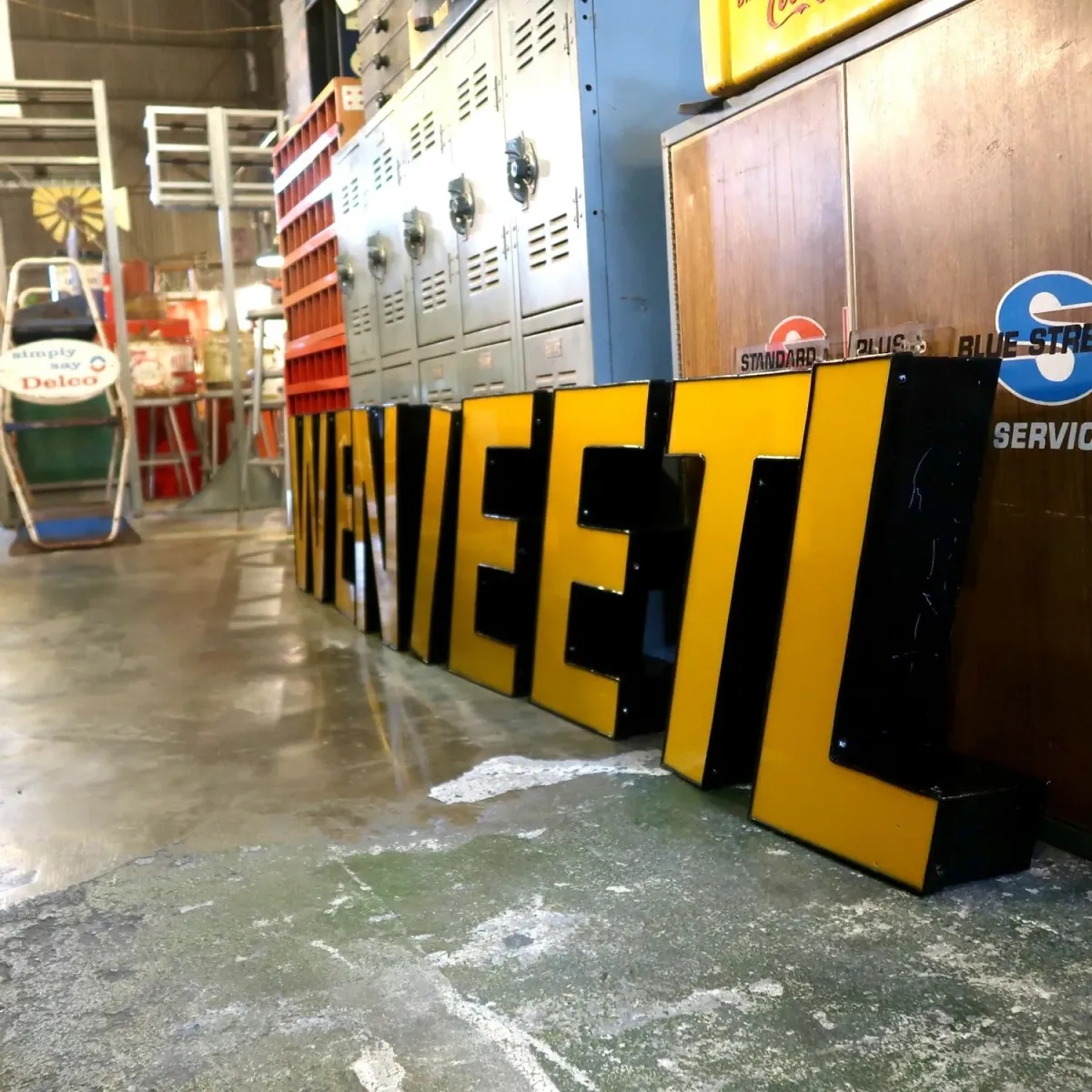 ビンテージ レターサイン E