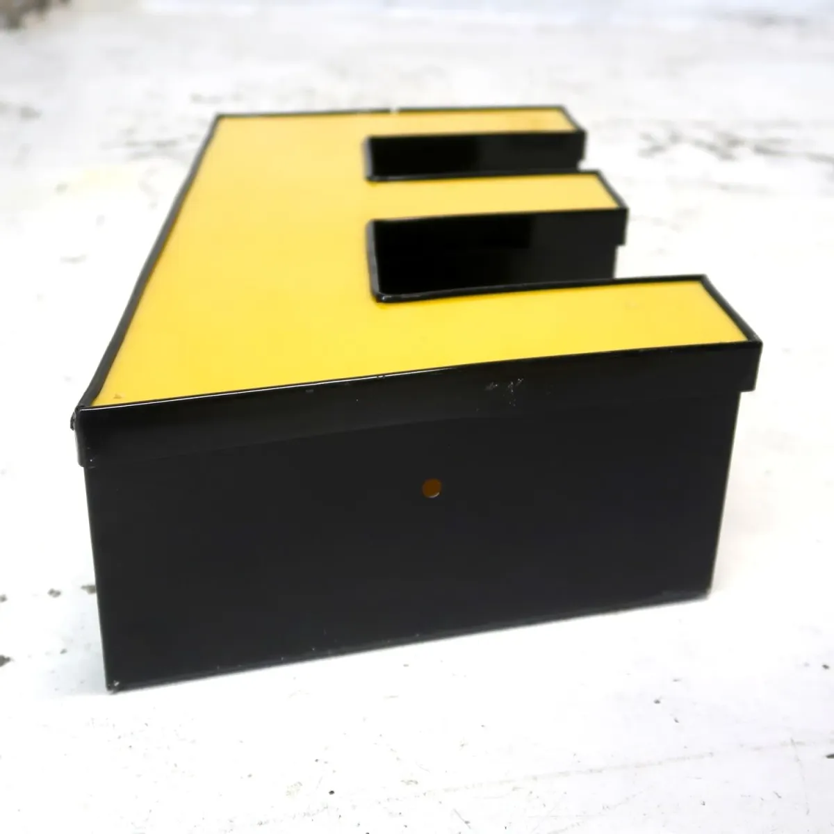 ビンテージ レターサイン E