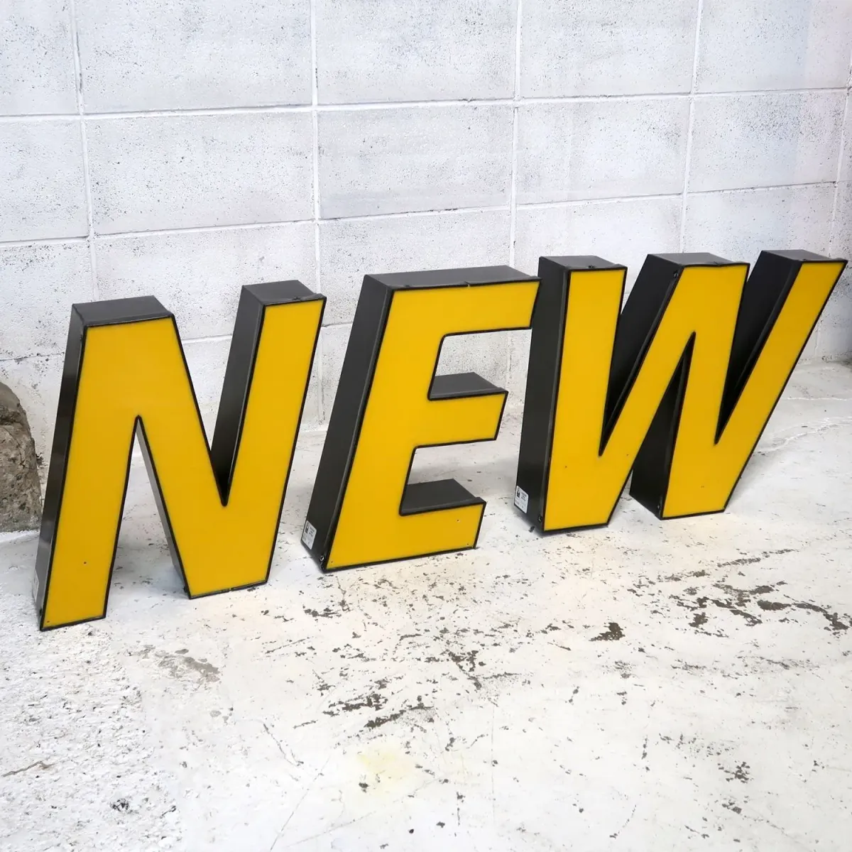 ビンテージ レターサイン E