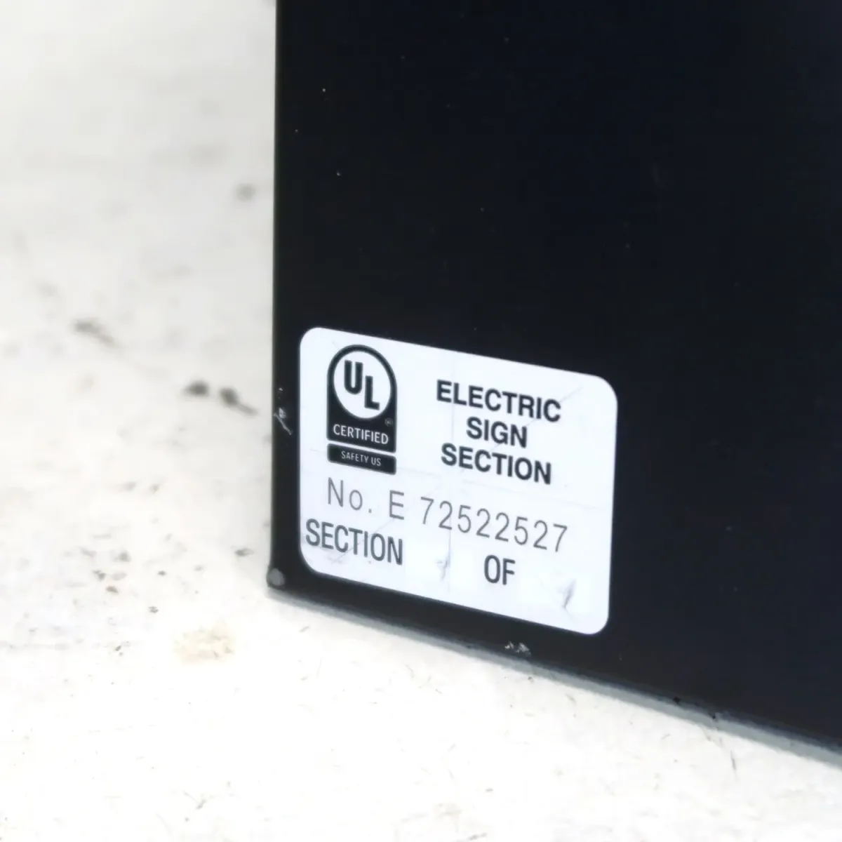 ビンテージ レターサイン E