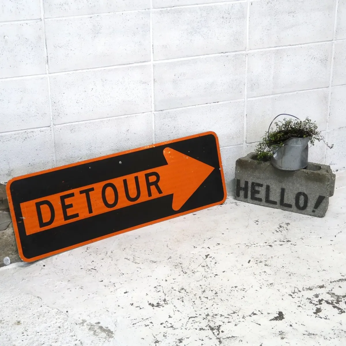 DETOUR ビンテージ ロードサイン