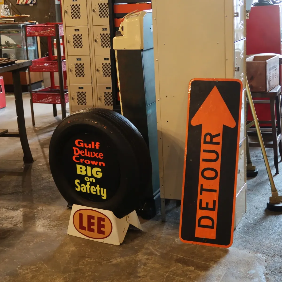 DETOUR ビンテージ ロードサイン