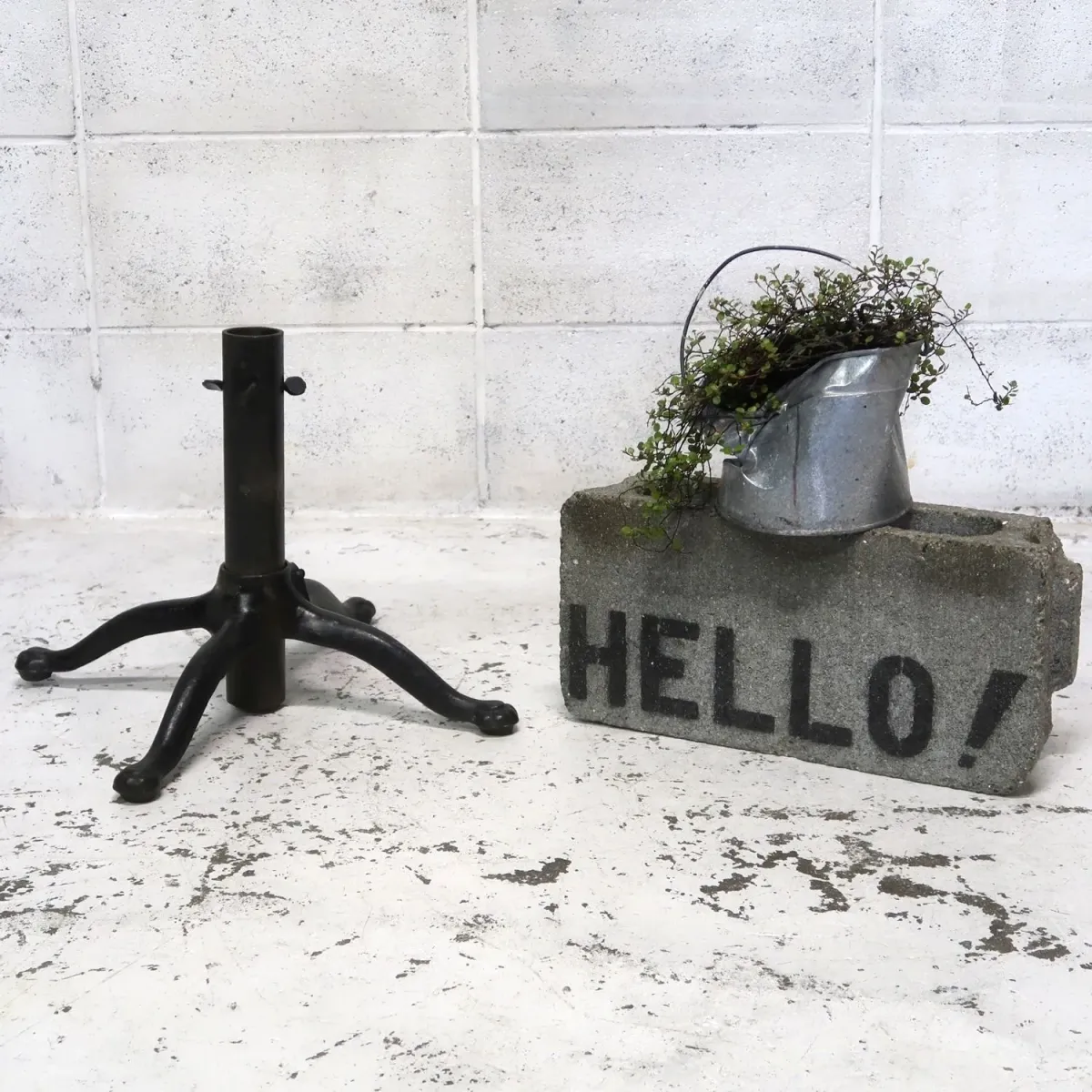 アンティーク アイアン フラッグポールスタンド