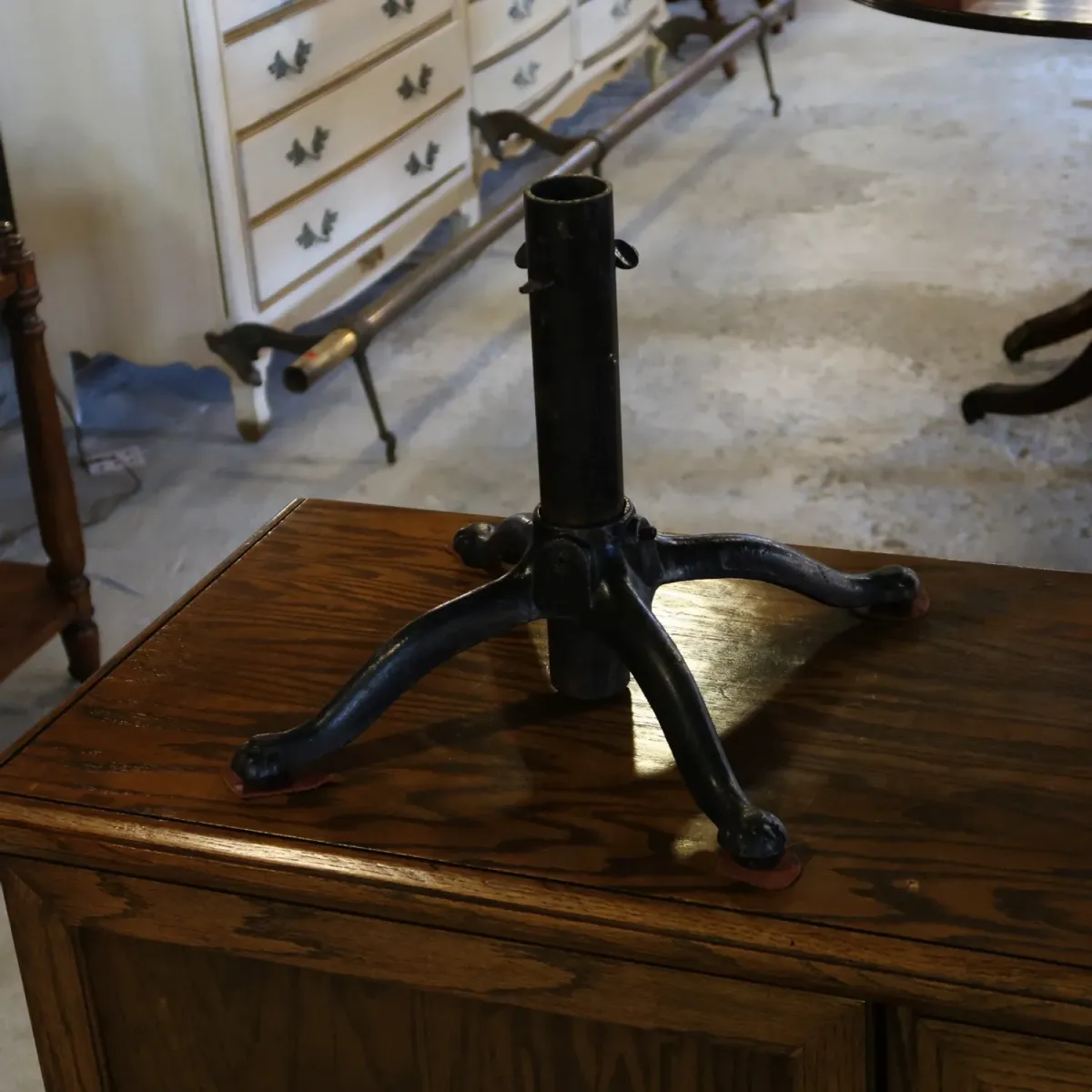 アンティーク アイアン フラッグポールスタンド