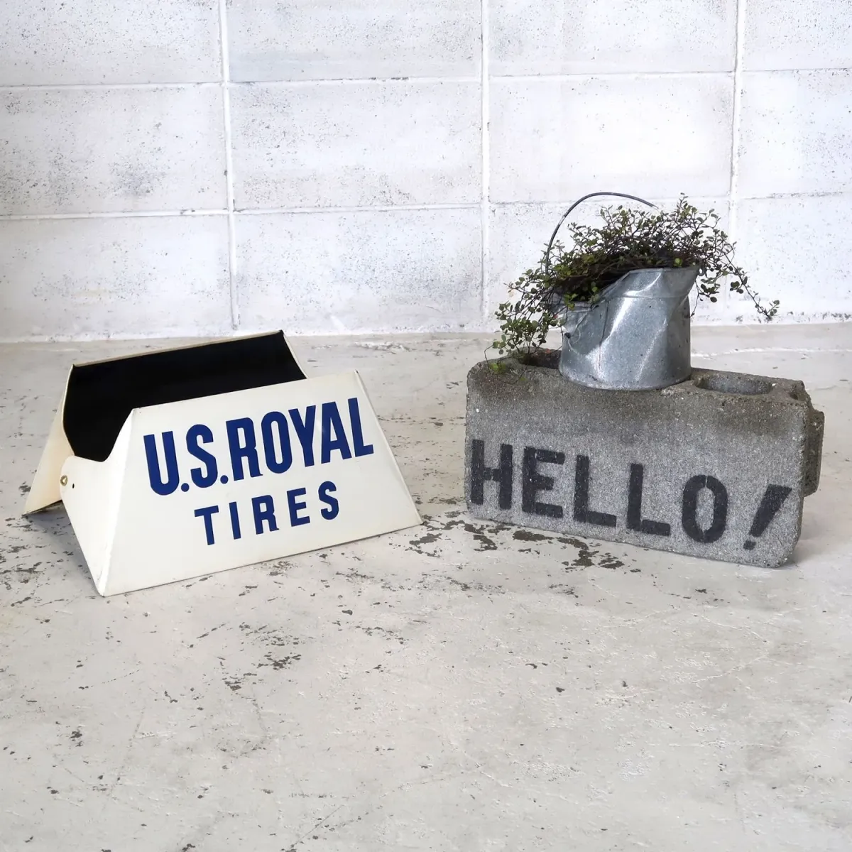 U.S. ROYAL TIRES ビンテージ タイヤディスプレイラック