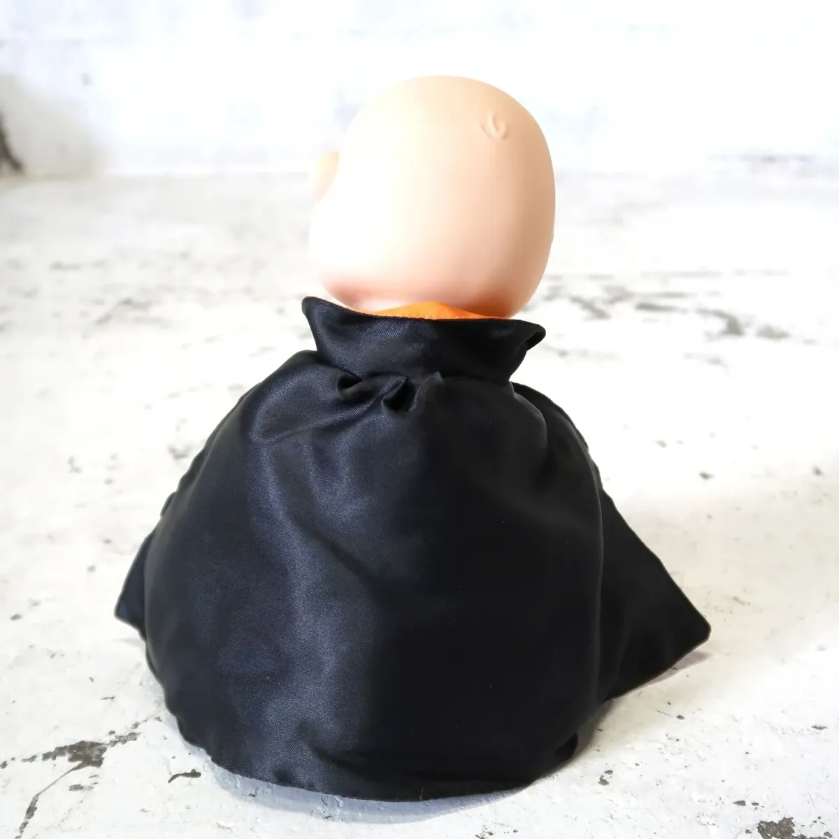 チャーリー・ブラウン ダンシングドール ヴァンパイア