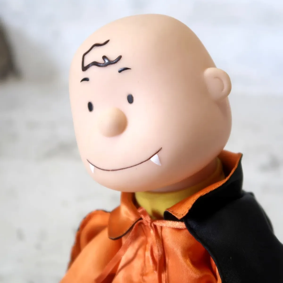 チャーリー・ブラウン ダンシングドール ヴァンパイア