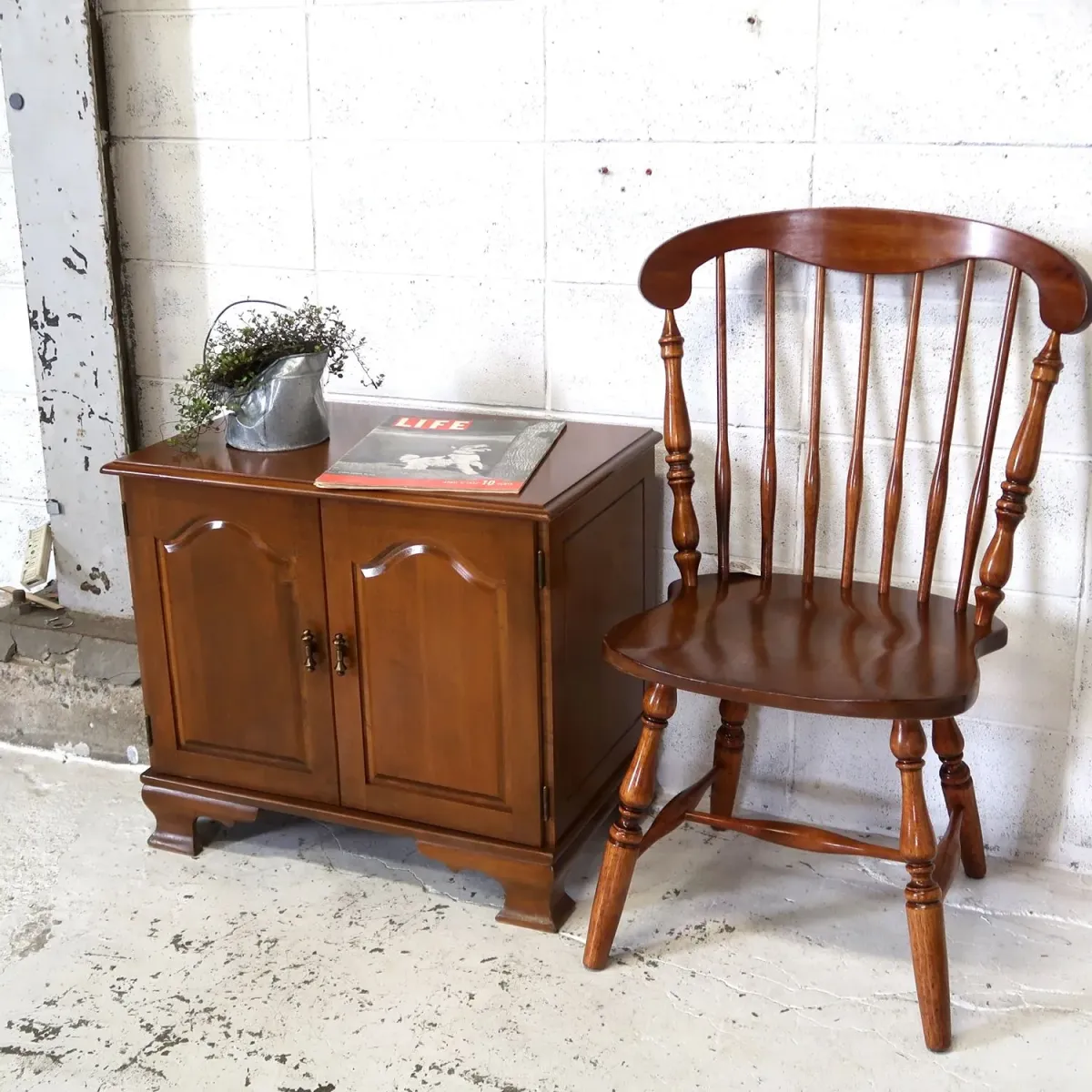 アンティーク ナイトスタンド