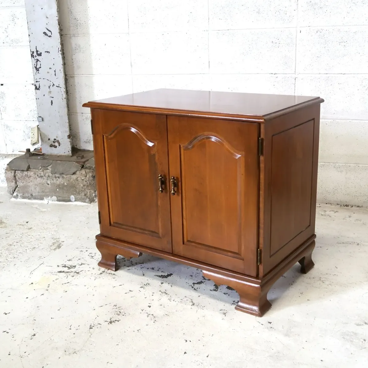 アンティーク ナイトスタンド