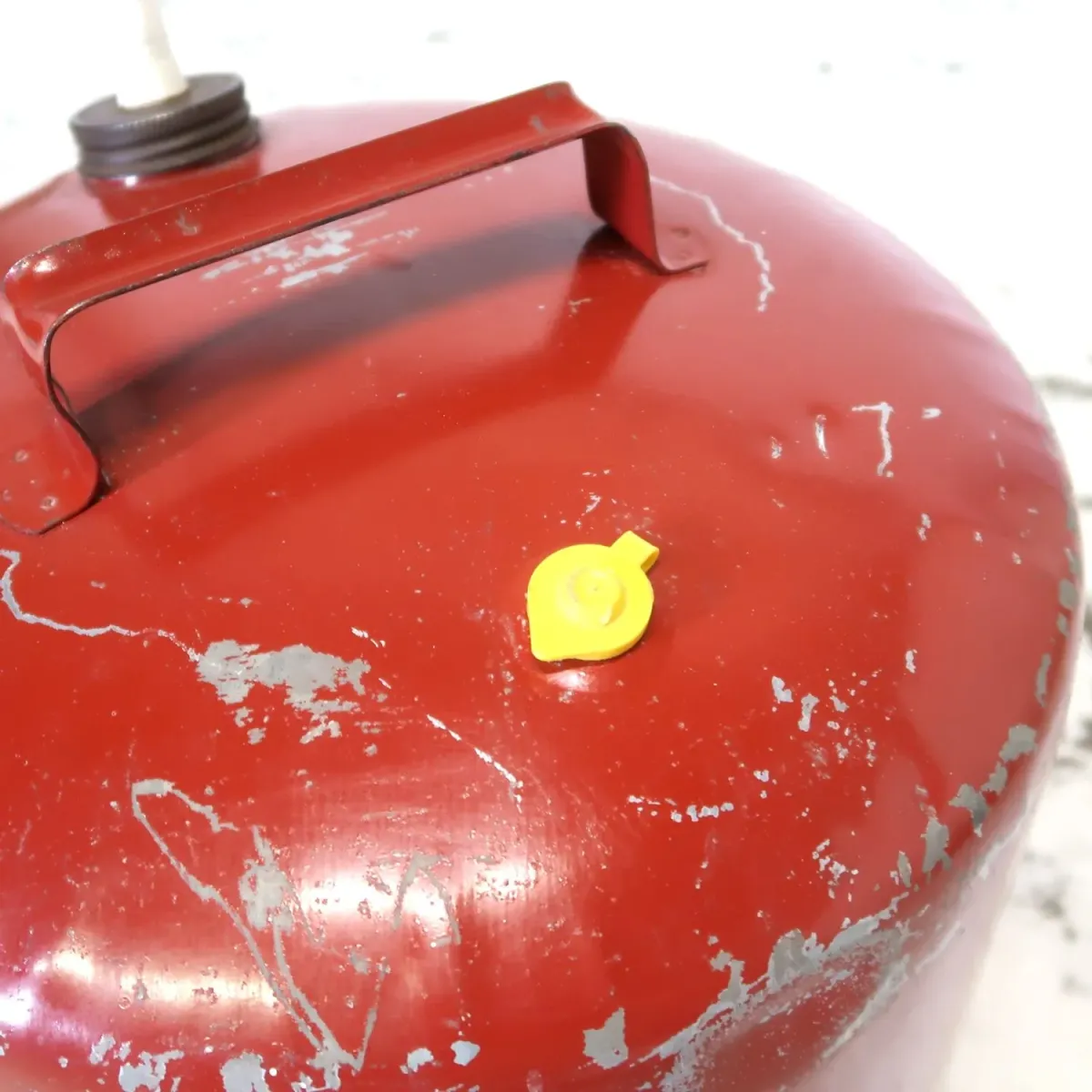 EAGLE ガソリン缶