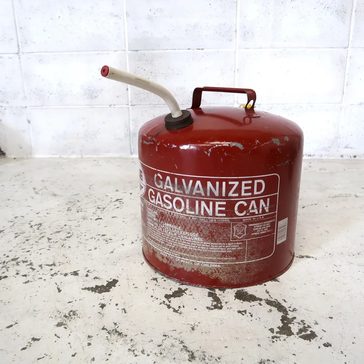 EAGLE ガソリン缶