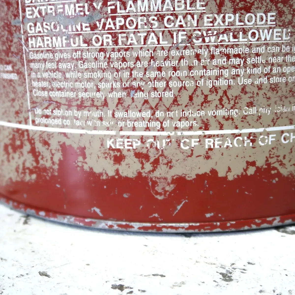 EAGLE ガソリン缶