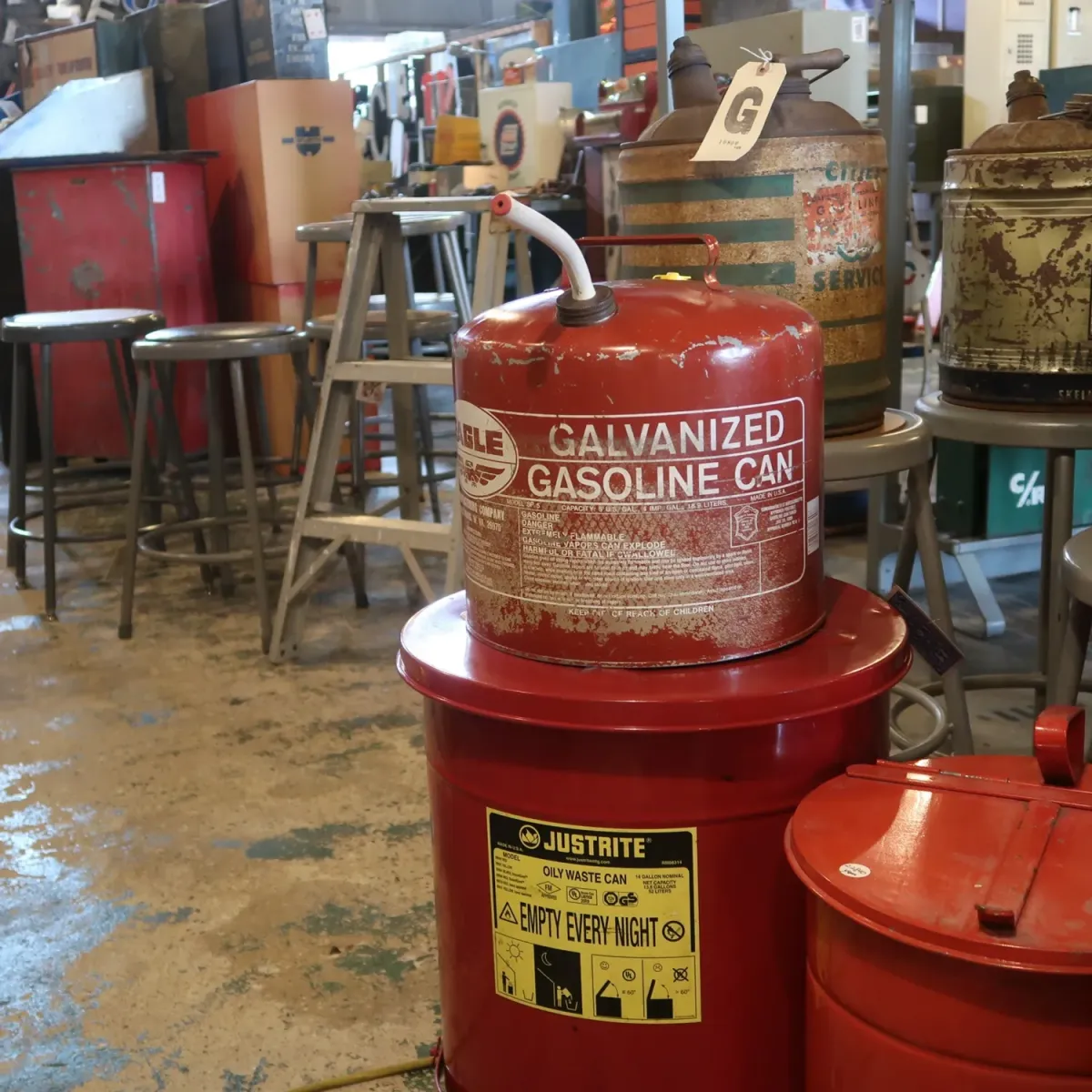 EAGLE ガソリン缶