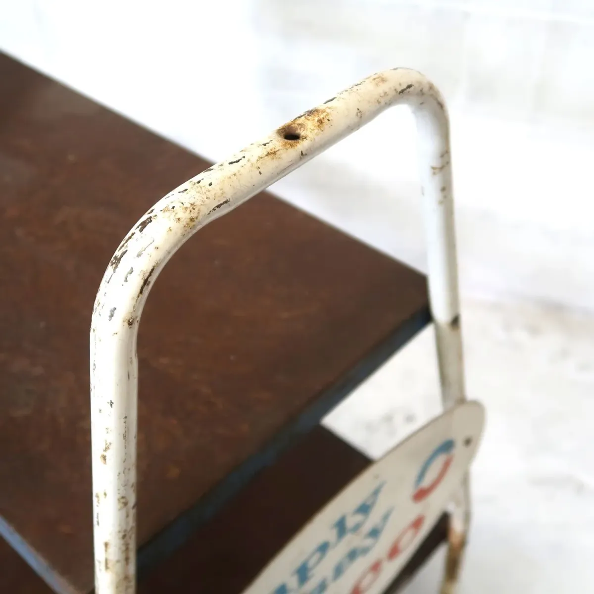 DELCO ビンテージ メタルシェルフ