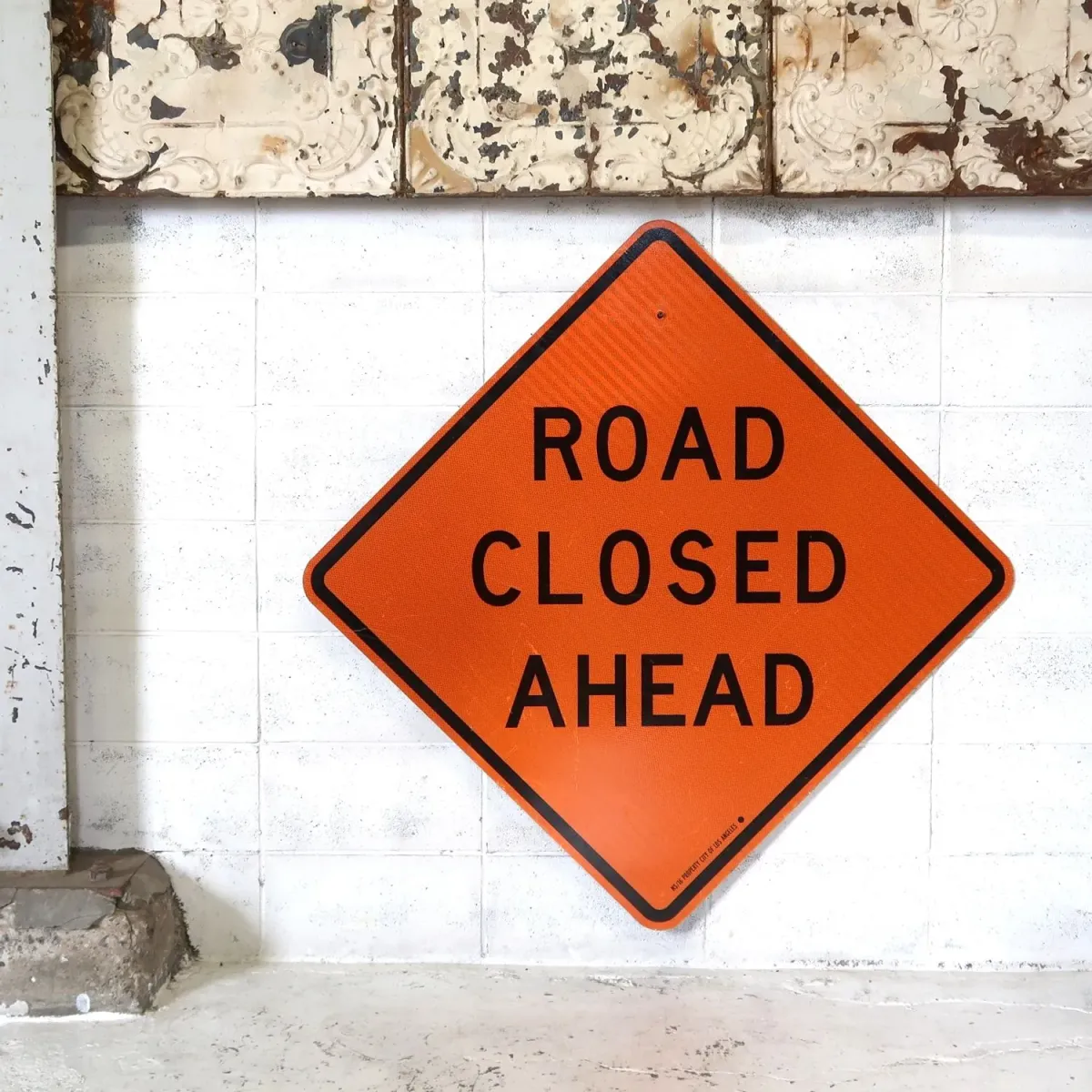 ROAD CLOSED AHEAD 大型ロードサイン