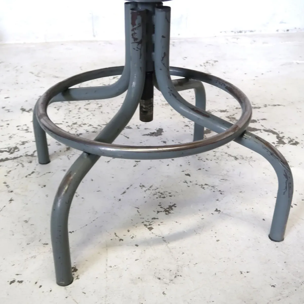 ビンテージ ドラフティングチェア