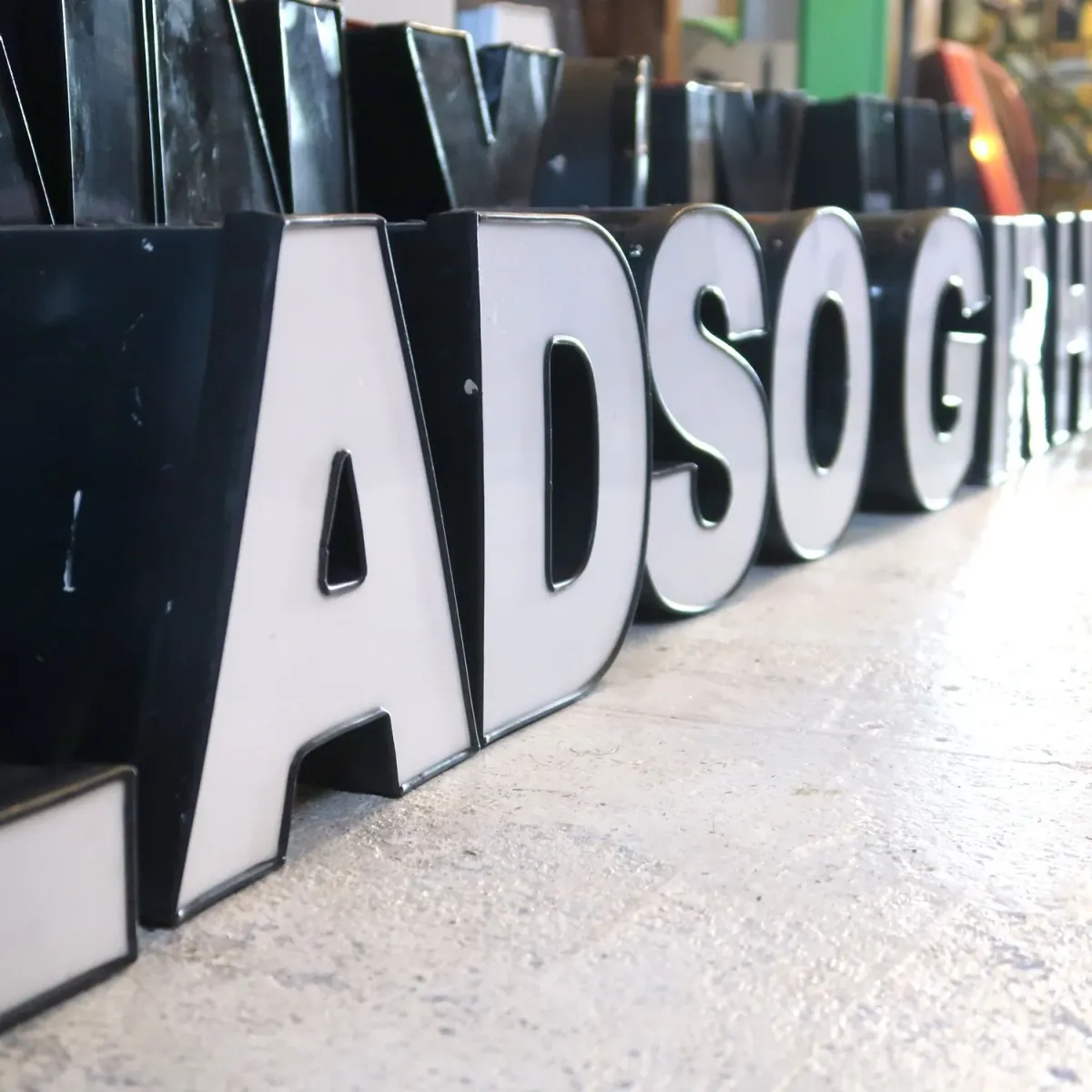 ビンテージ レターサイン ミニサイズ A