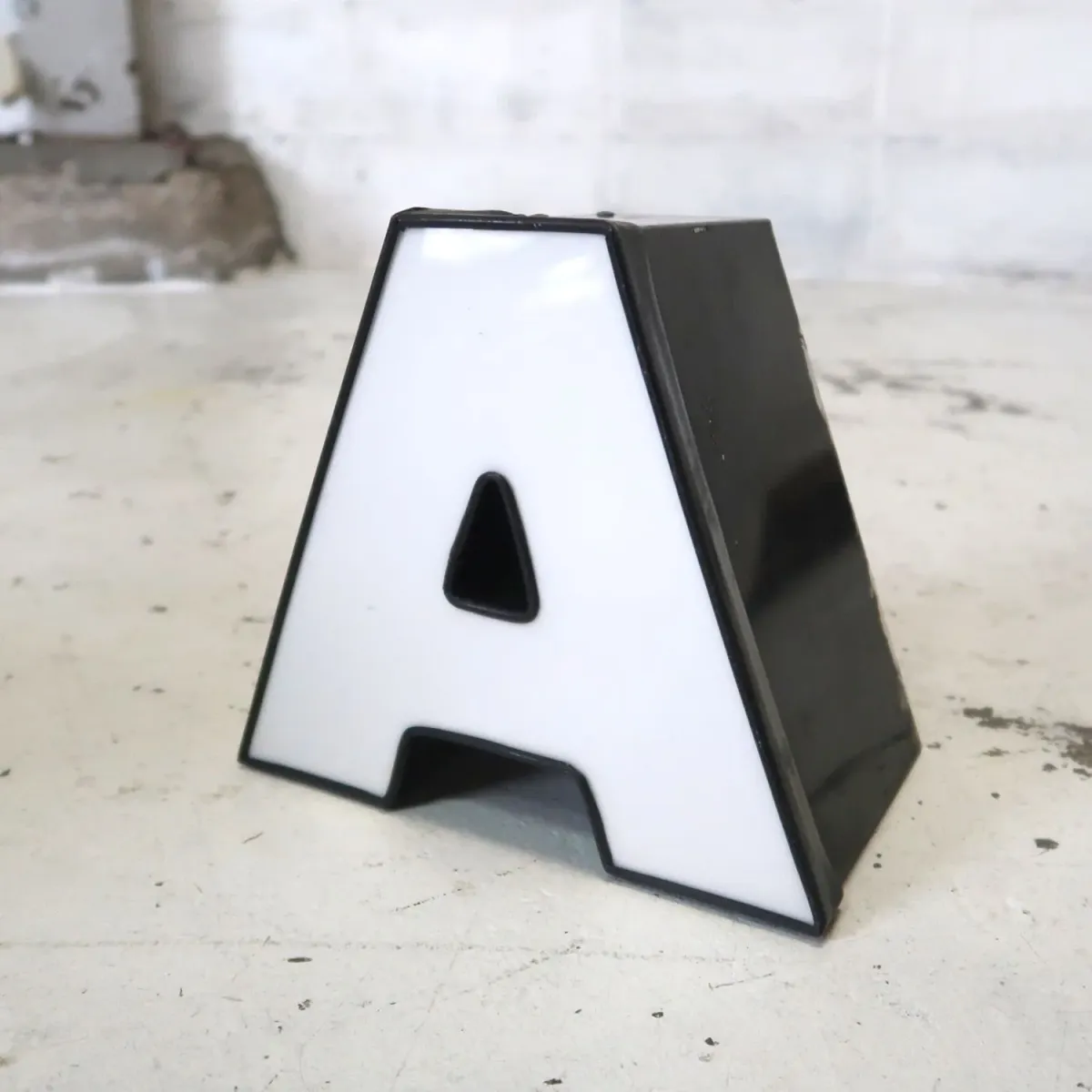 ビンテージ レターサイン ミニサイズ A