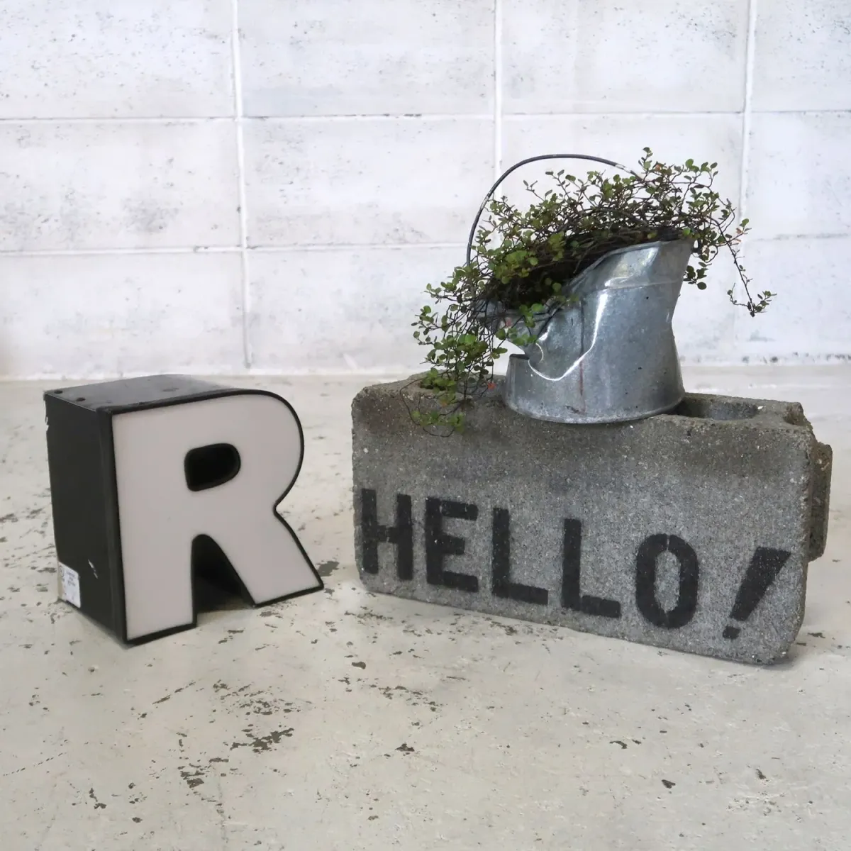 ビンテージ レターサイン ミニサイズ R