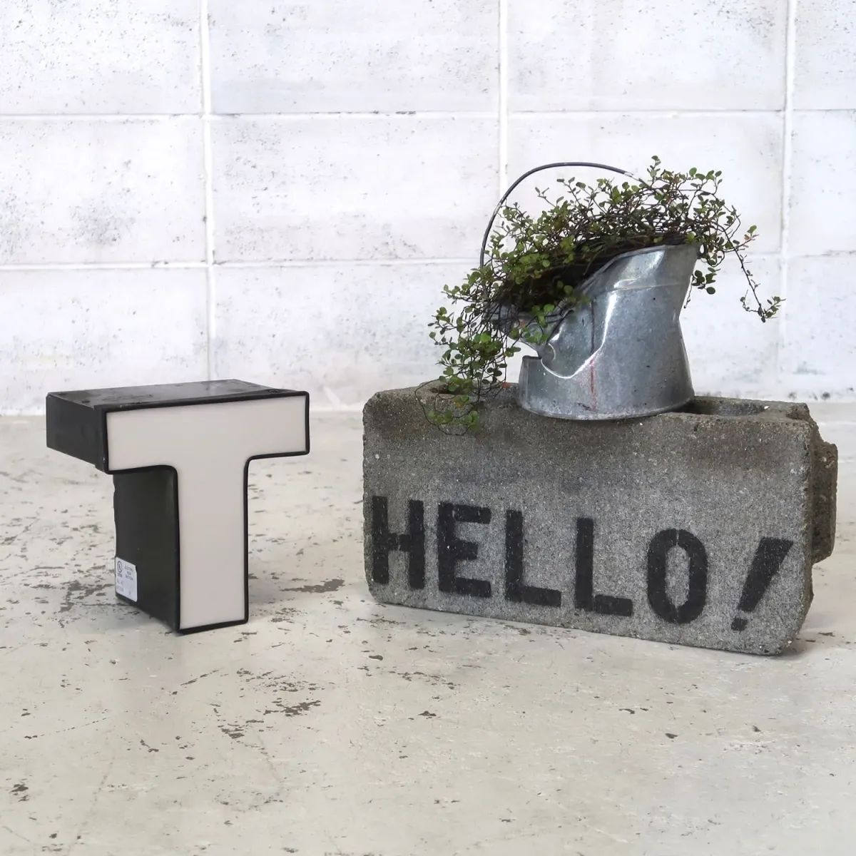 ビンテージ レターサイン ミニサイズ T