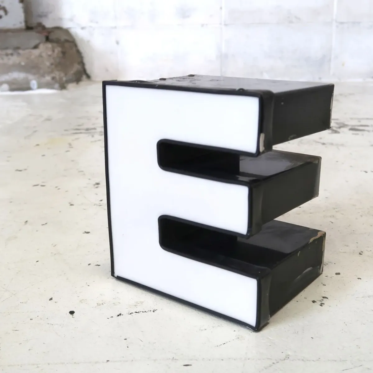 ビンテージ レターサイン ミニサイズ E