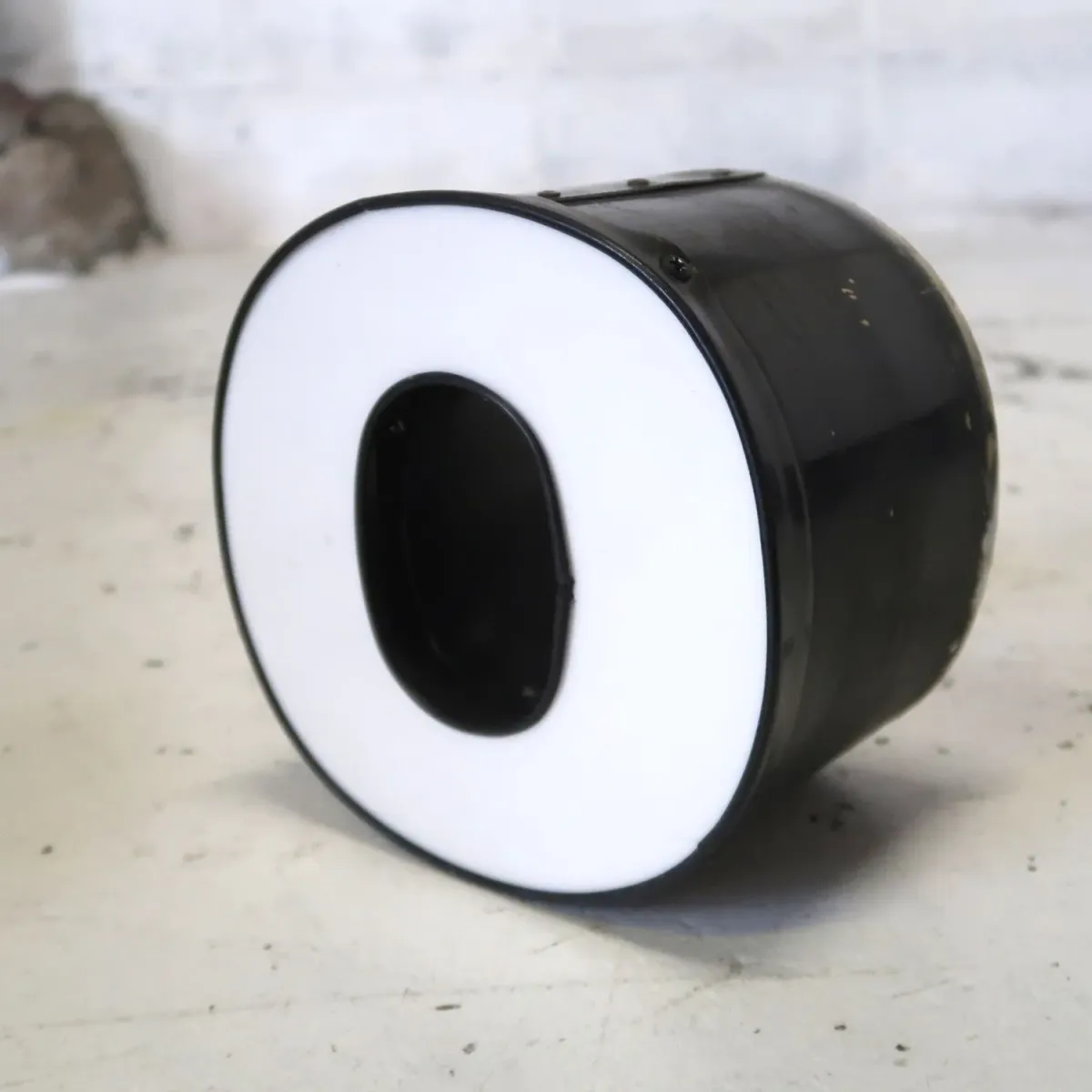 ビンテージ レターサイン ミニサイズ O