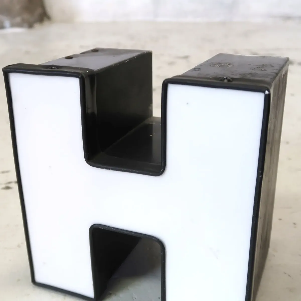 ビンテージ レターサイン ミニサイズ H