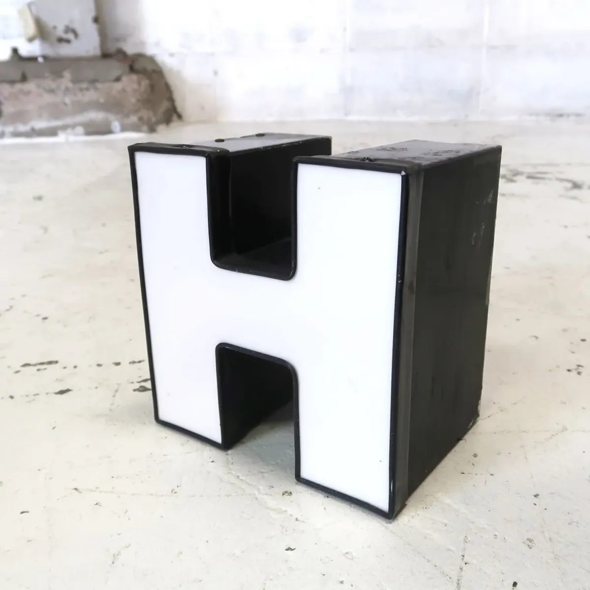 ビンテージ レターサイン ミニサイズ H