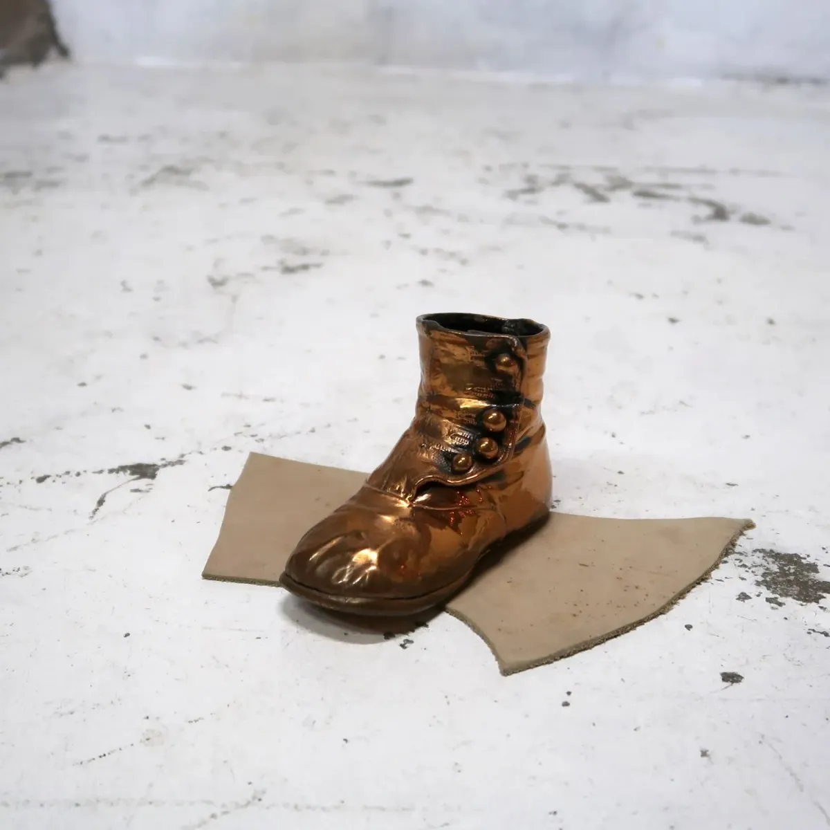 ビンテージ ベビーシューズ メタルオブジェ コッパー