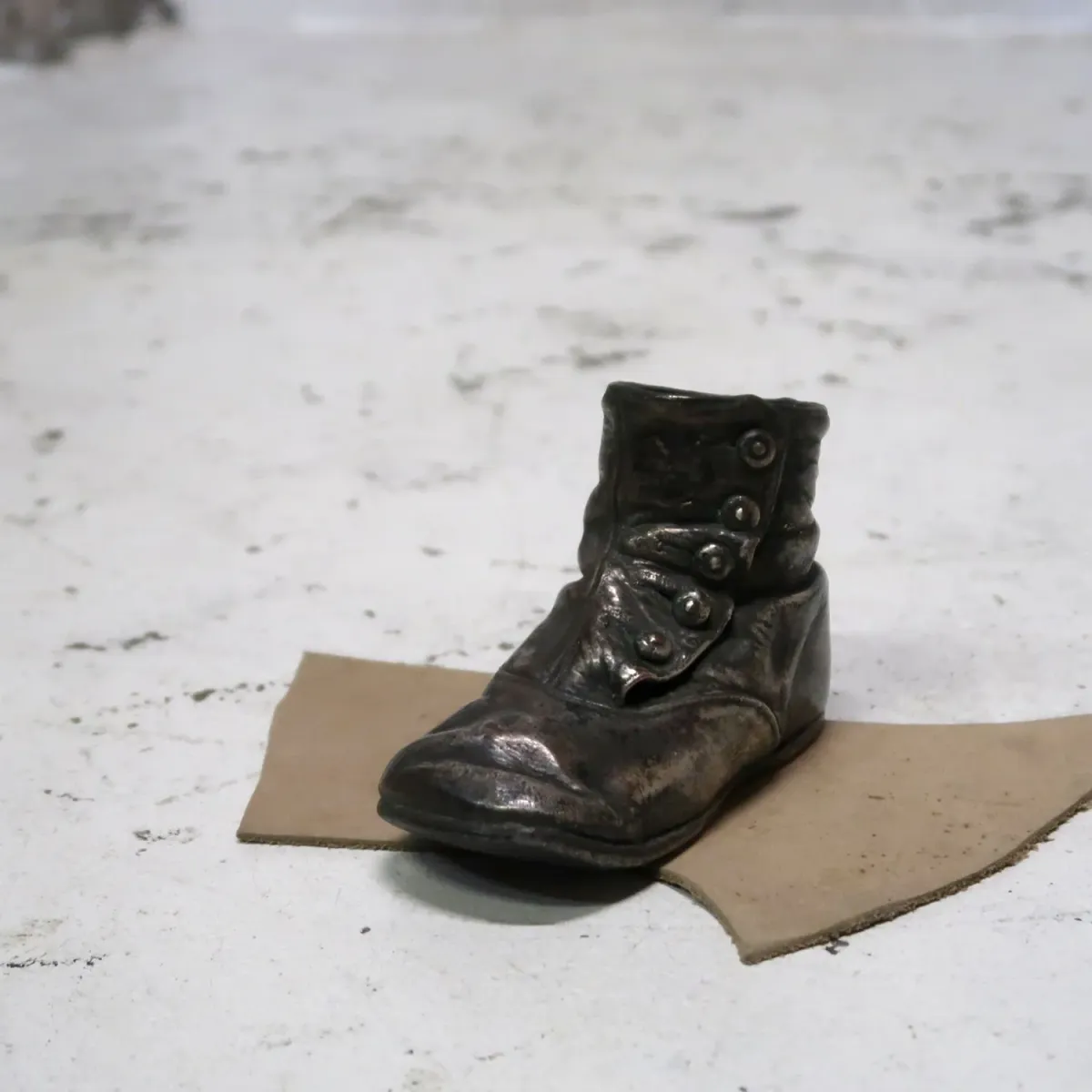 ビンテージ ベビーシューズ メタルオブジェ コッパー