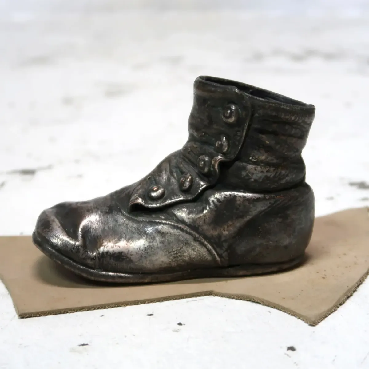 ビンテージ ベビーシューズ メタルオブジェ コッパー