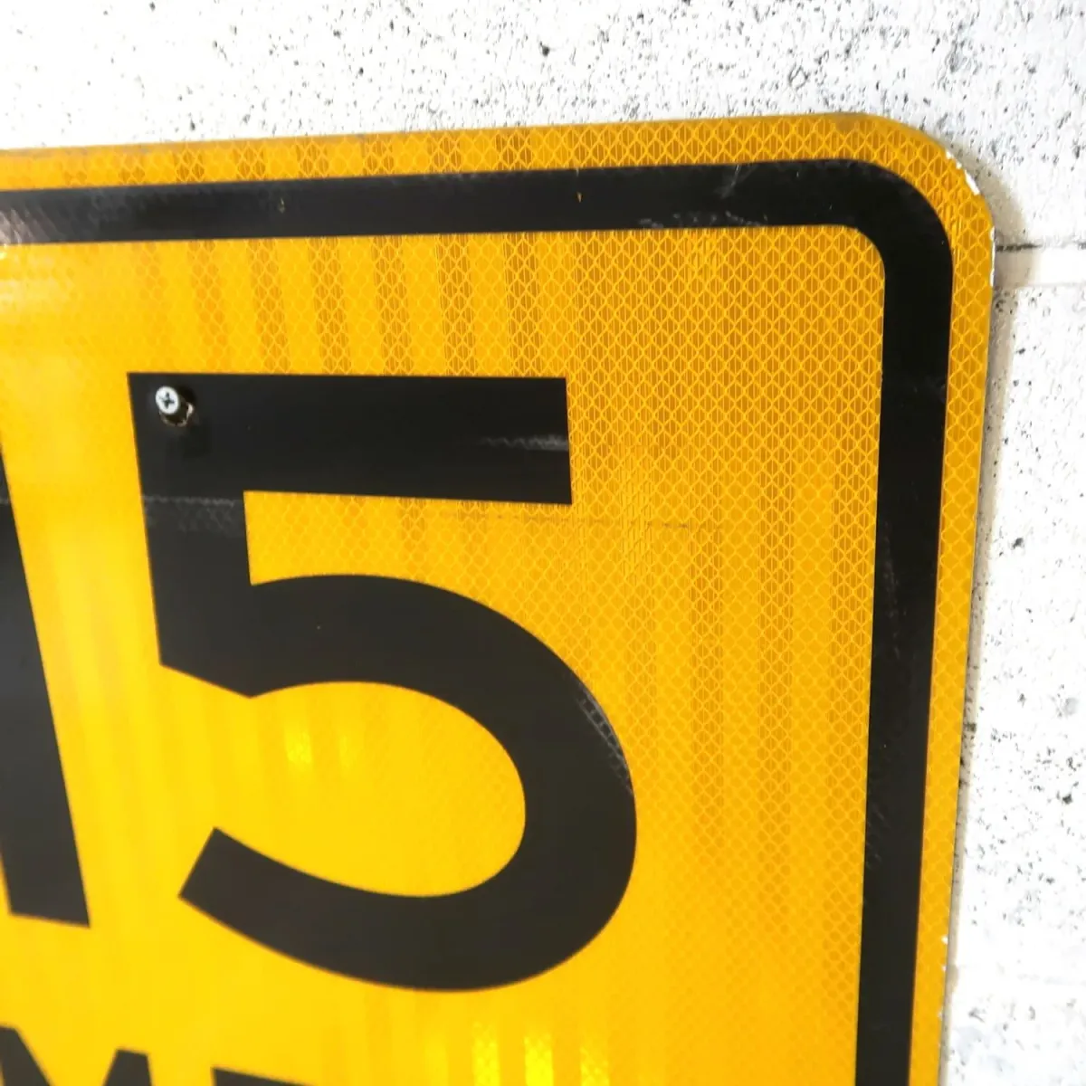 ロードサイン 15MPH