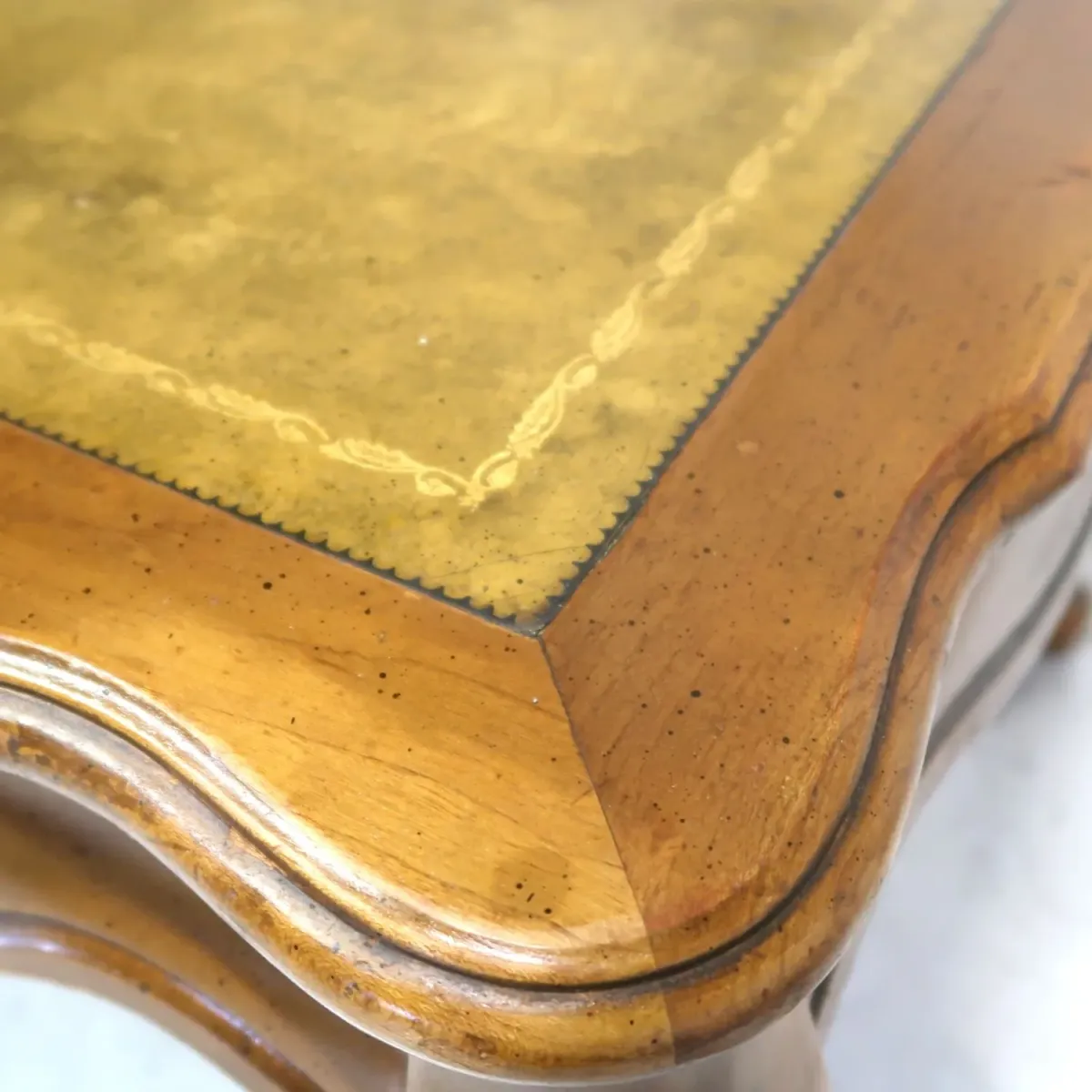 アンティーク コーヒーテーブル