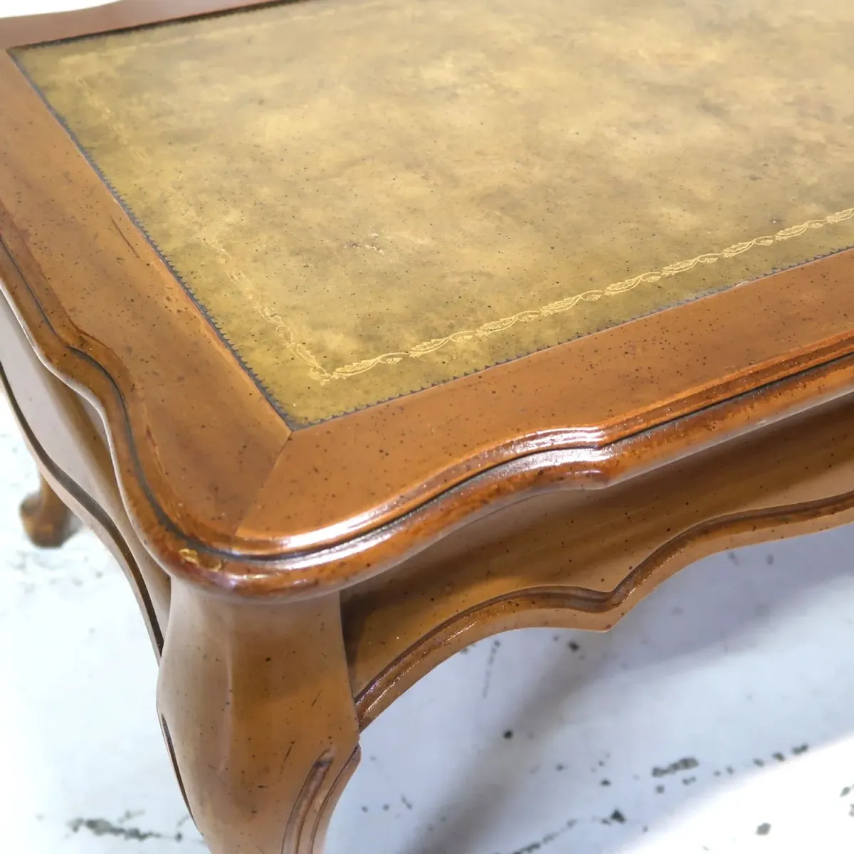 アンティーク コーヒーテーブル